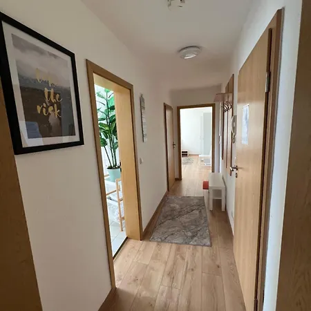 Monteurzimmer Und Naehe Leuna, Halle, Leipzig