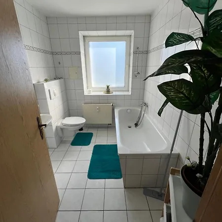 Monteurzimmer Und Naehe Leuna, Halle, Leipzig Апартаменты