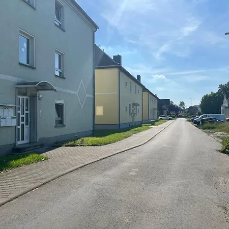 Monteurzimmer Und Naehe Leuna, Halle, Leipzig Appartamento Braunsbedra