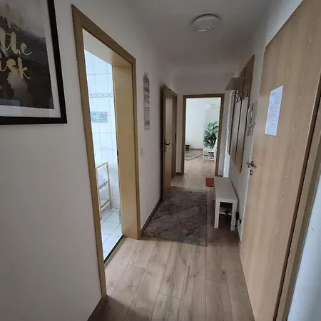 Monteurzimmer Und Naehe Leuna, Halle, Leipzig Апартаменты