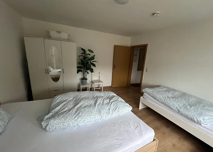 Monteurzimmer Und Naehe Leuna, Halle, Leipzig Appartamento